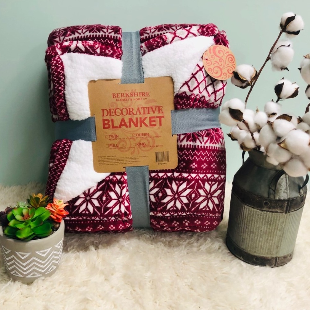 Berkshire | Decorative Blanket | Burgundy & White | 94"x 90" | Size Queen  **NEW